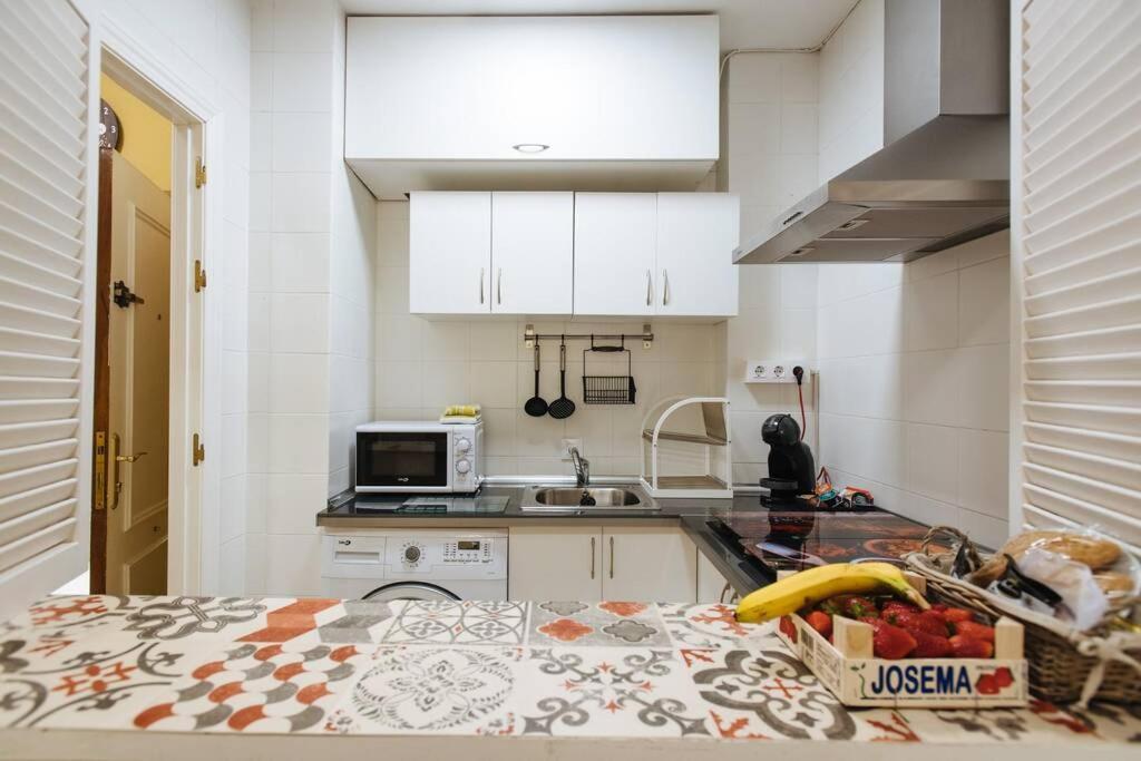 Cozy And Well Located Apartment In The Center Of Seville Exterior photo